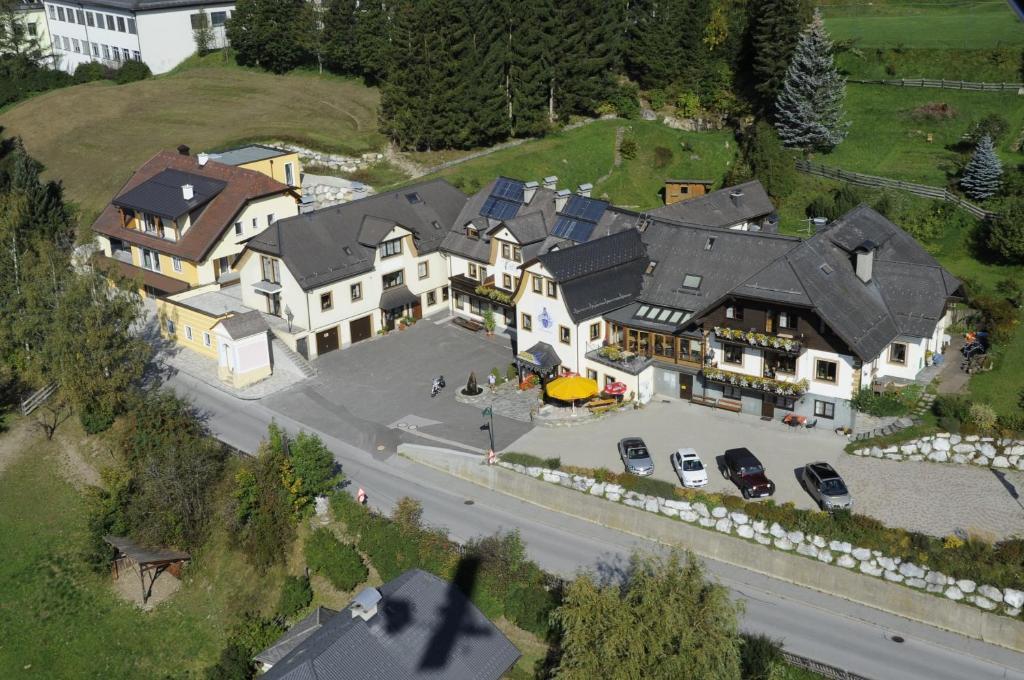 Hotel Weissenstein Санкт-Михель  Экстерьер фото